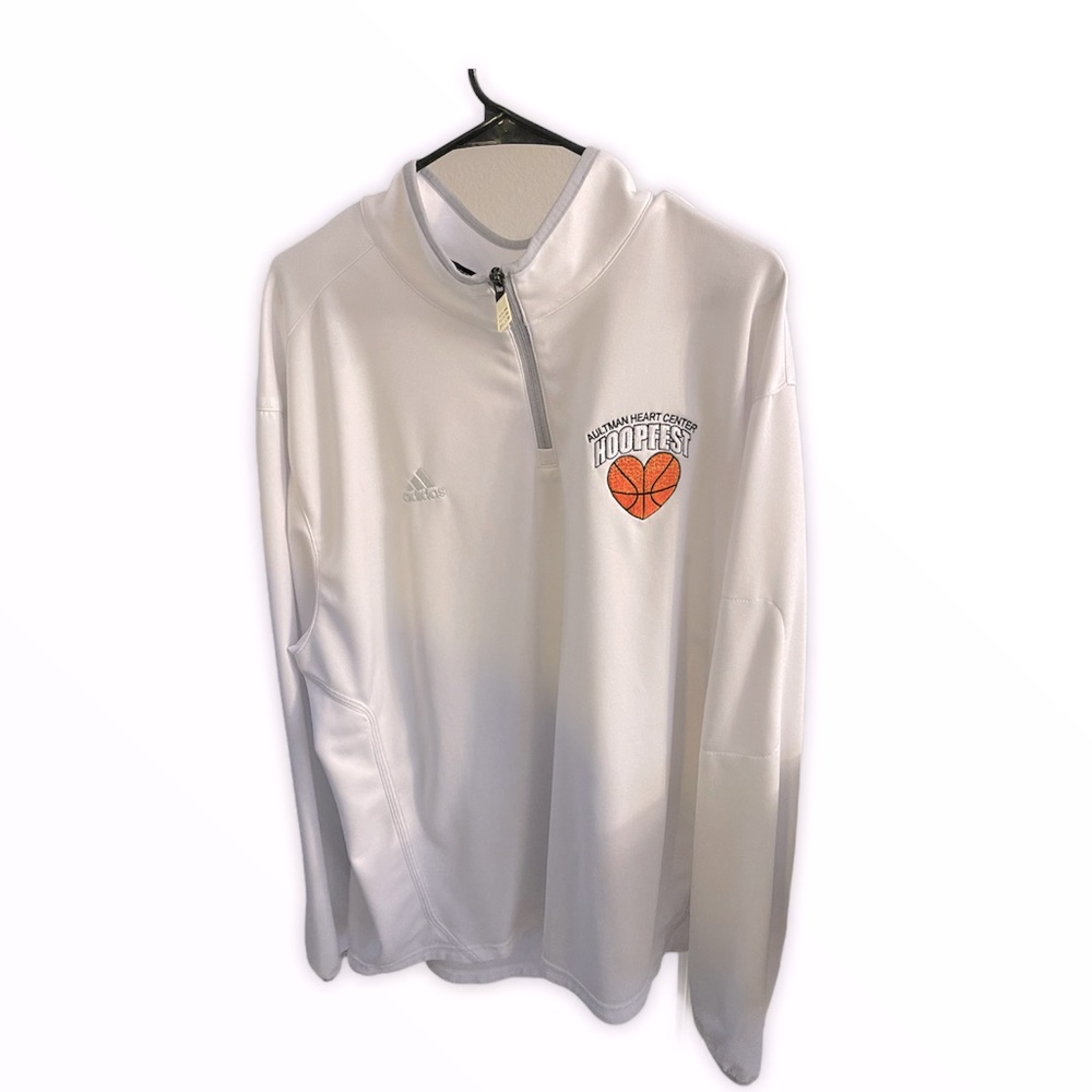 Adidas - Quarter Zip - Size XXL -Hoop with a Heart